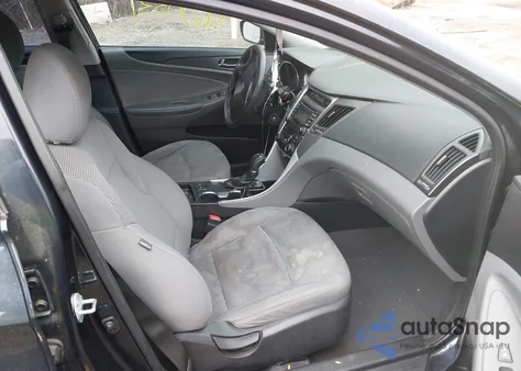 2013 Hyundai Sonata Gls z USA, uszkodzony, nr VIN 5NPEB4AC1DH704376